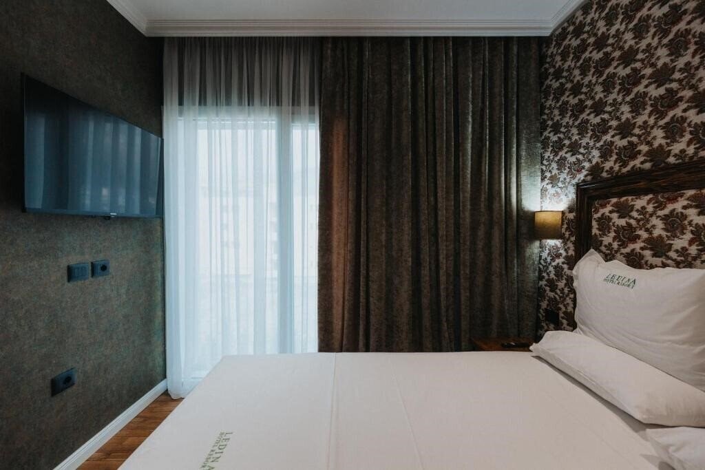 Imaginea Ledina Hotel 4*