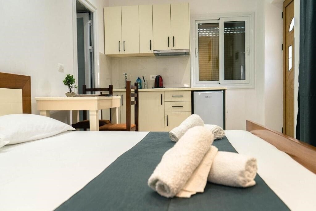 Fotografii Anxhelo Vila 3*