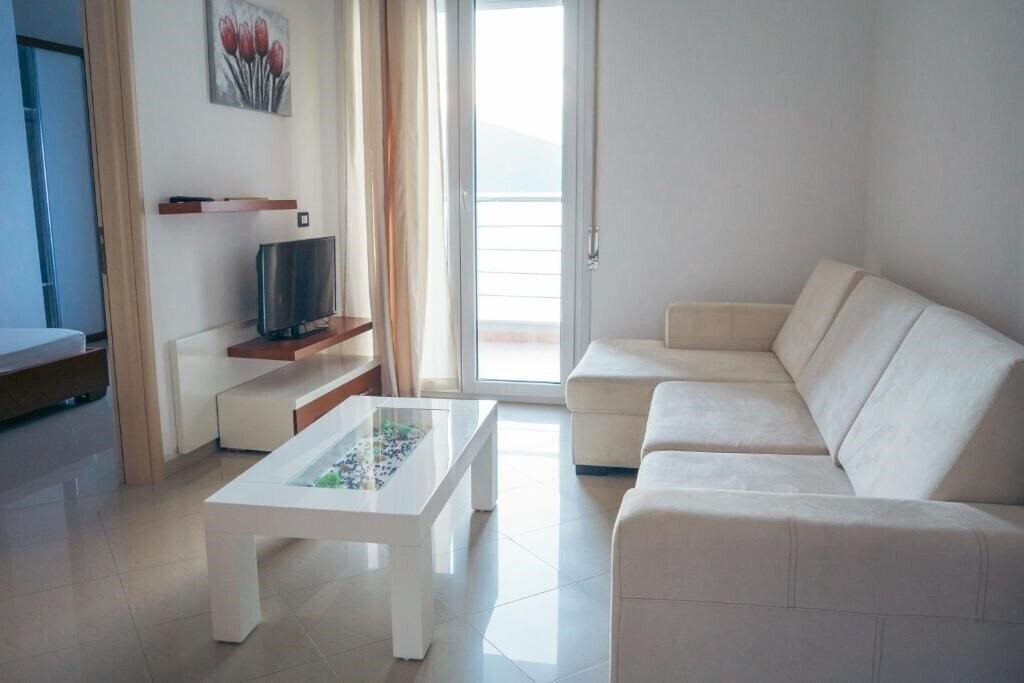 Imaginea Blue Pradise Hotel 4*