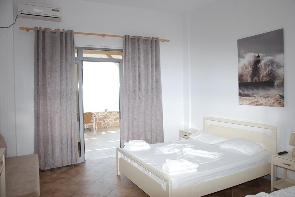 Imaginea Te Stefi Hotel 4*