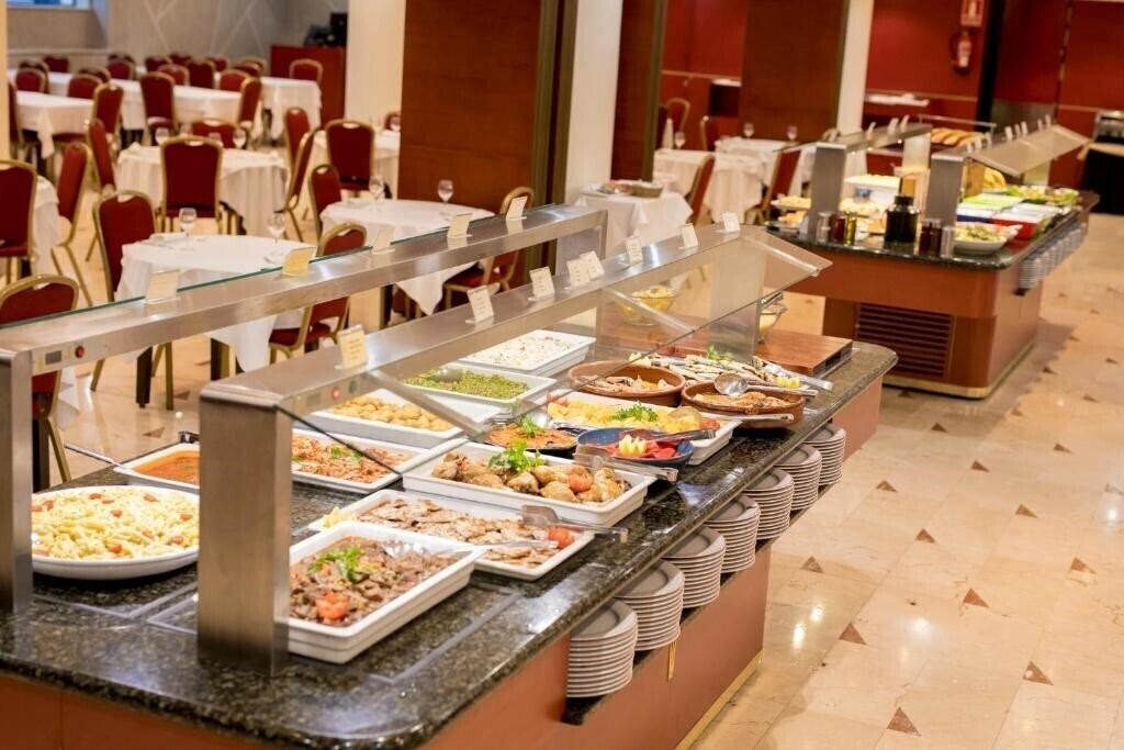 Изображение Delfos 4*