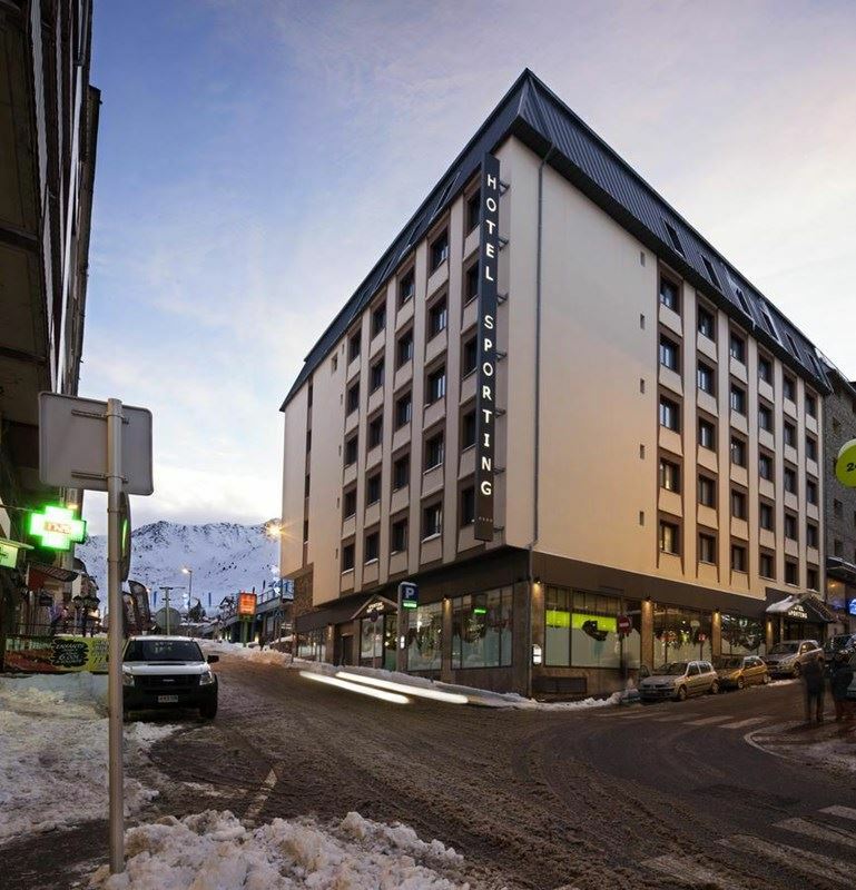 Отель Sporting 4*