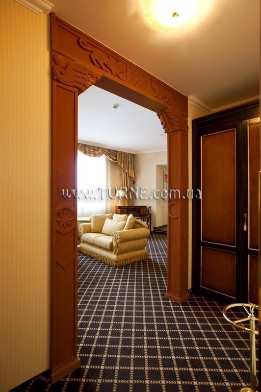 Fotografii Golden Tulip Hotel Yerevan 5*