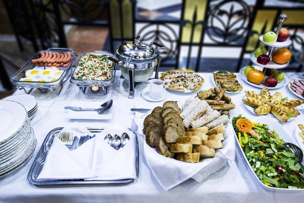 Изображение Yerevan Deluxe Hotel 3*