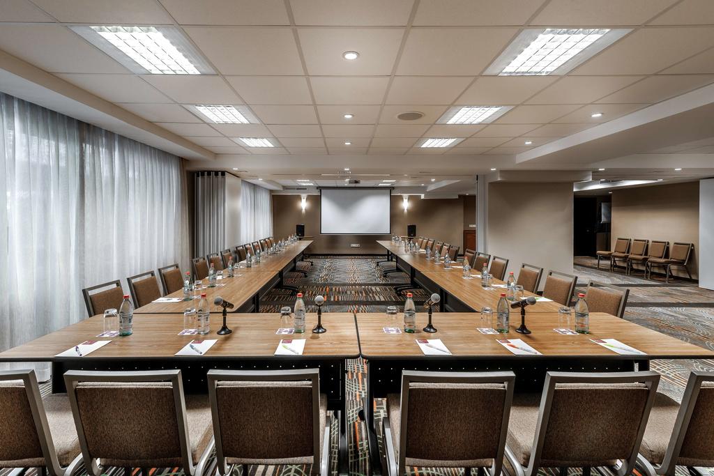 Imaginea Hyatt Place Yerevan 4*