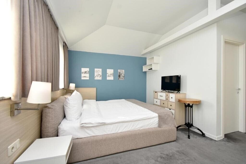 Imaginea In City Hotel 4*