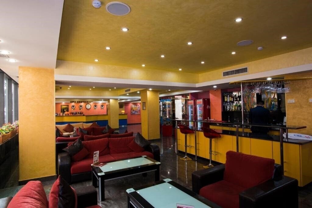 Fotografie Erebuni Hotel 3*