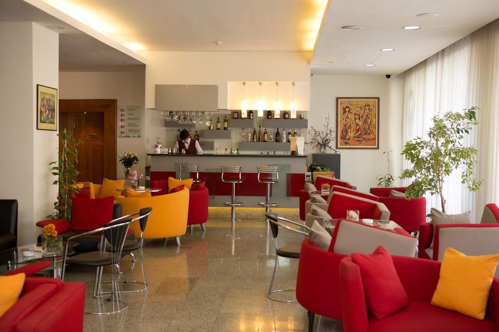 Imaginea Europe Hotel 4*