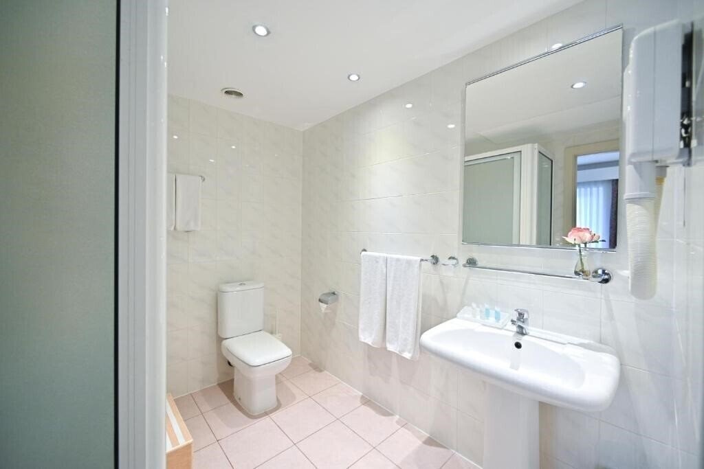 Imaginea Europe Hotel 4*