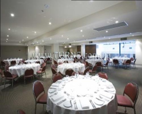 Hotel Batmans Hill 3*