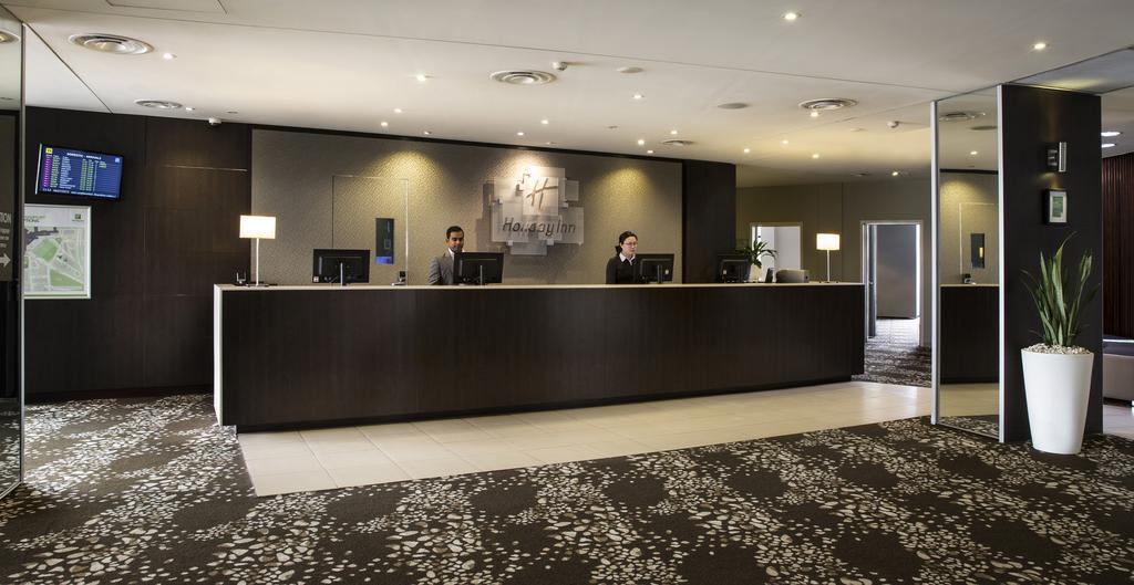 Imaginea Holiday Inn Melbourne Airport 3*