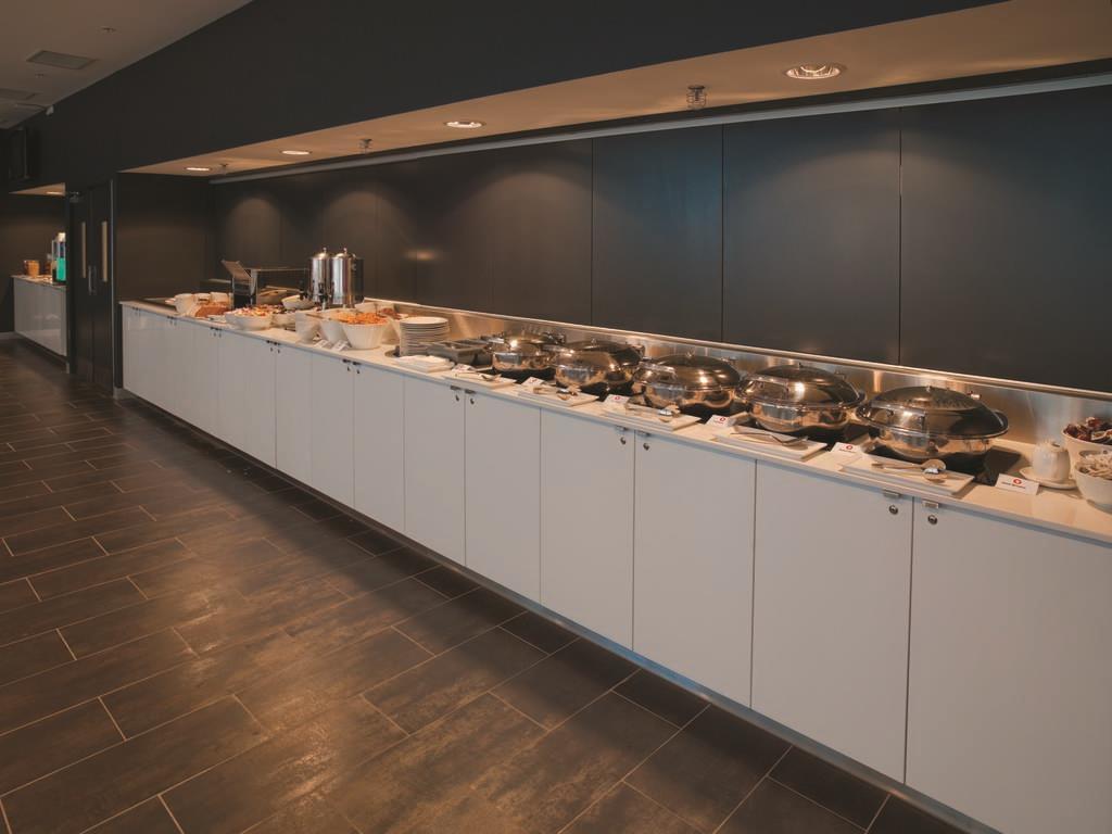 Imaginea Travelodge Docklands 4*