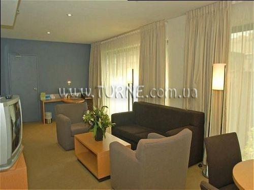 Fotografii Holiday Inn On Flinders 4*