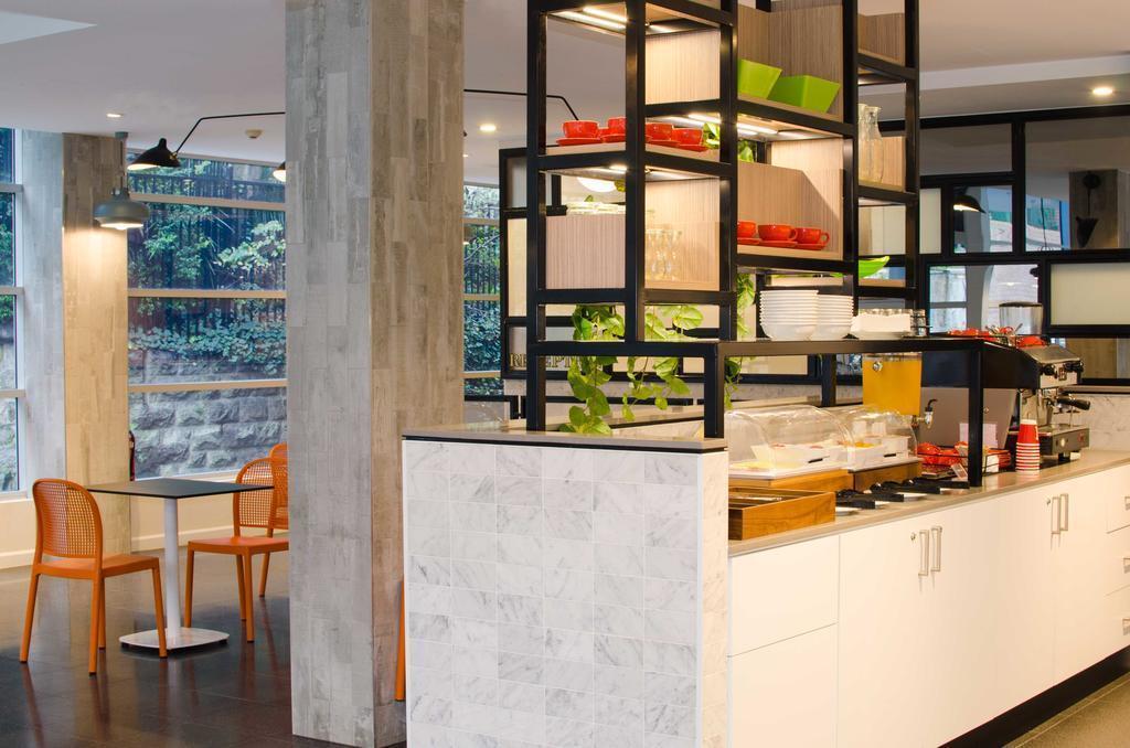 Fotografii Ibis Budget Sydney East 2*