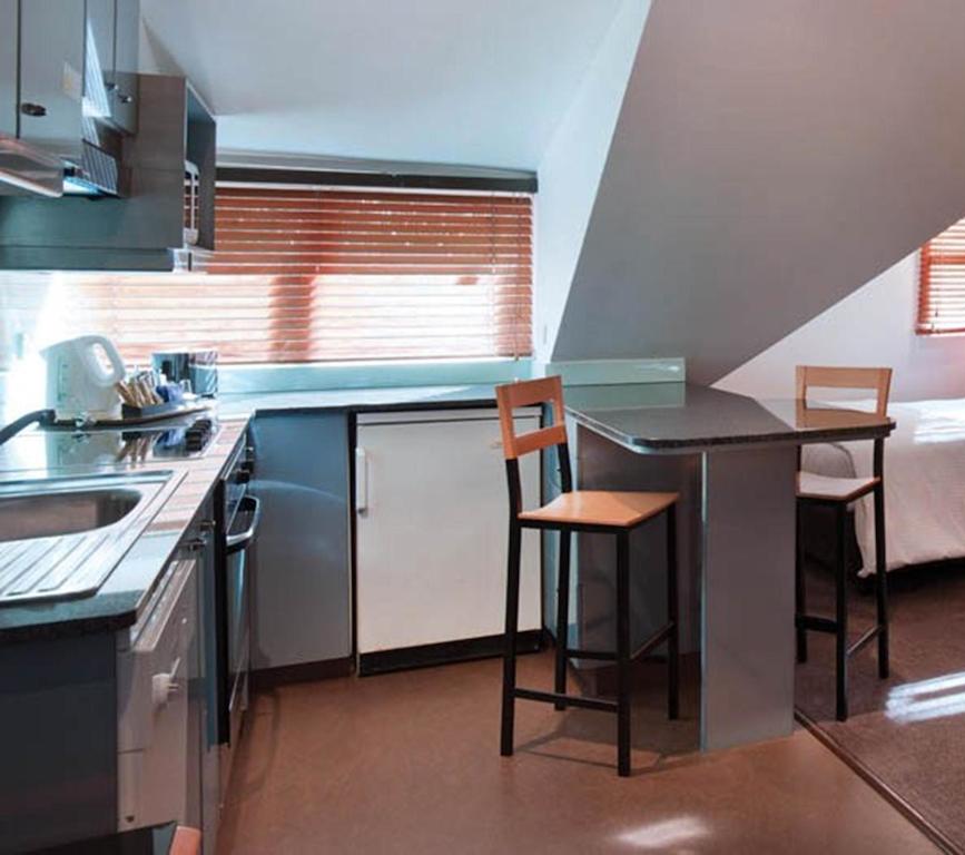 Fotografii Medina Serviced Apartments Double Bay 4*