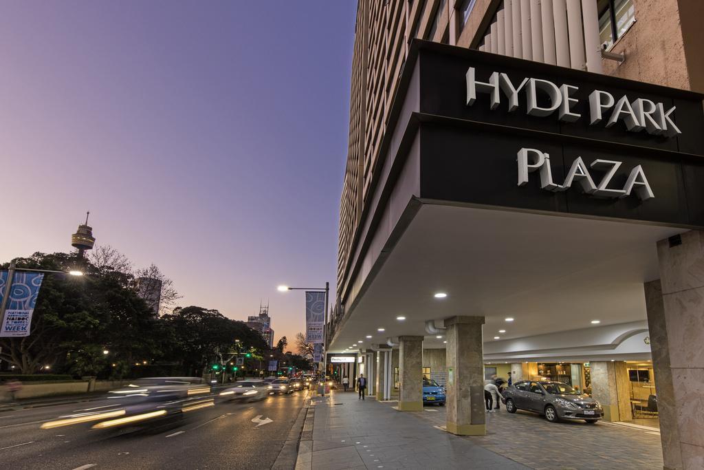 Отель Oaks Hyde Park Plaza 4*