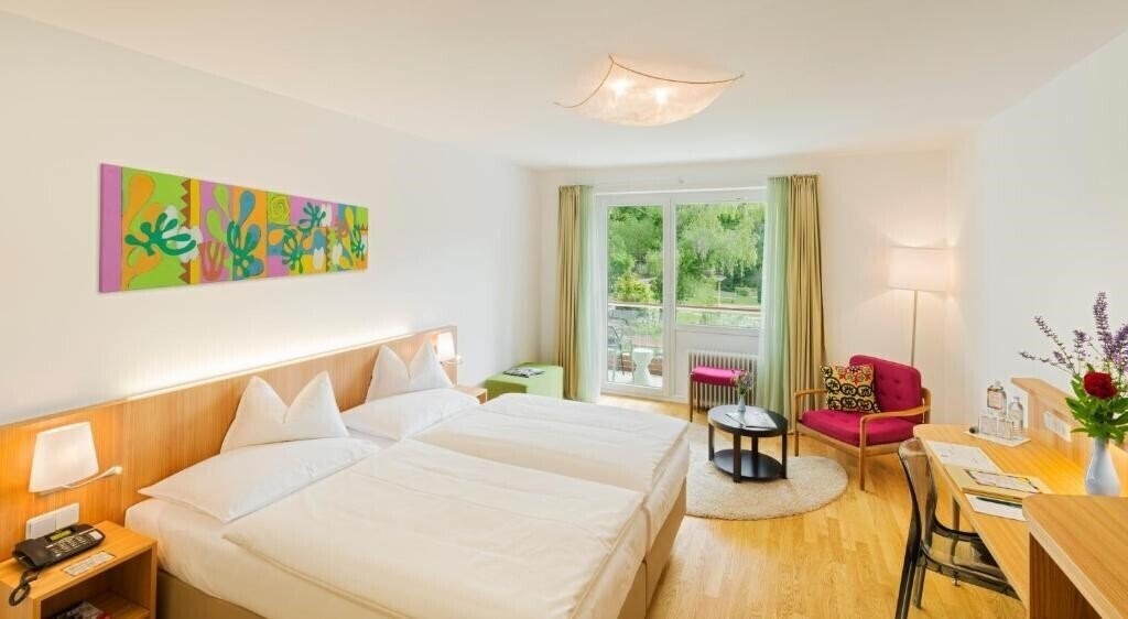 Фото At The Park 4*