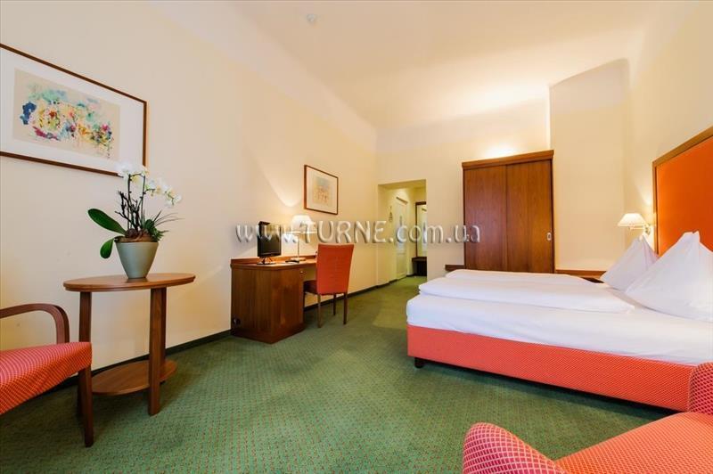 Отель Herzoghof 4*