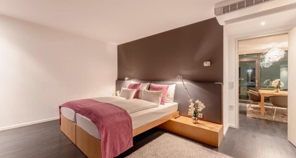 Отель Roomz Graz 1*
