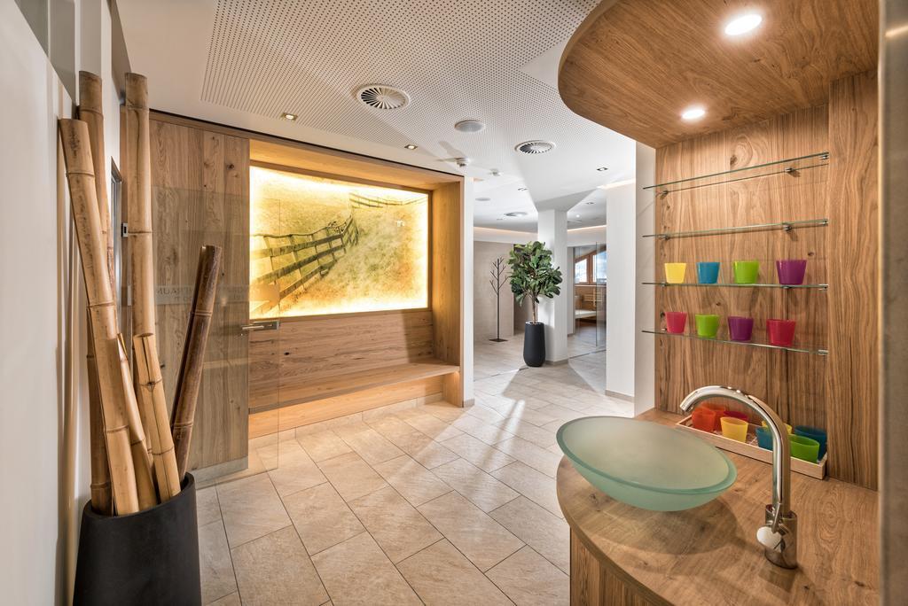 Фотография Alphotel 4*