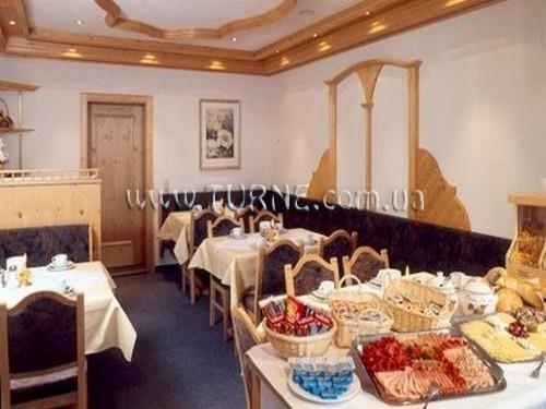 Отель Garni Golfais 3*