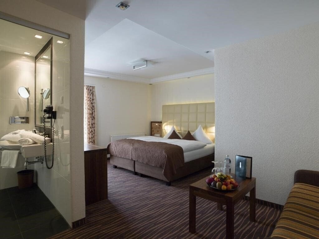 Картинка Yscla 4*