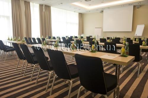 Отель Park Inn Linz 4*