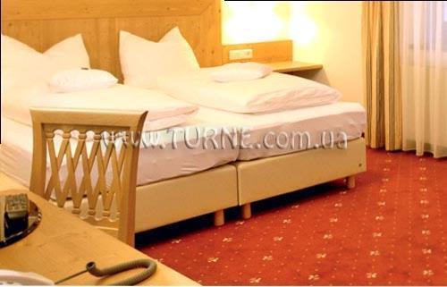 Фотография Vier Jahreszeiten 4*