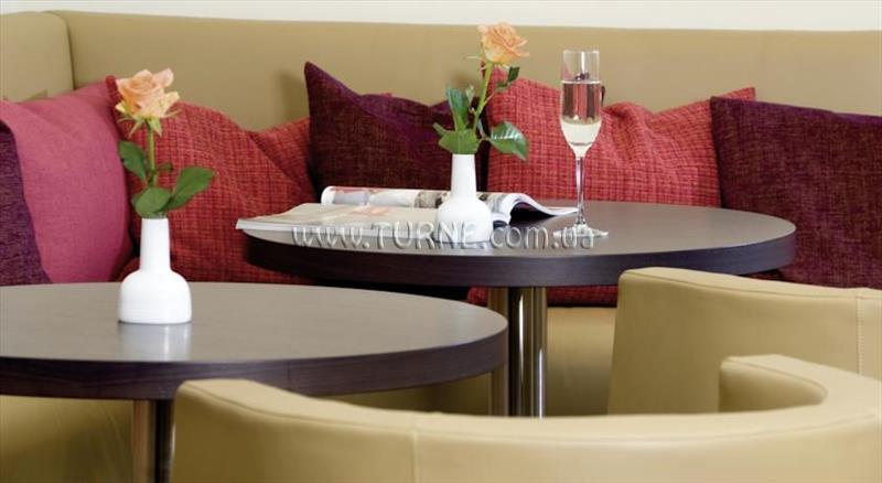 Отель Austria Trend Hotel Donauzentrum 4*