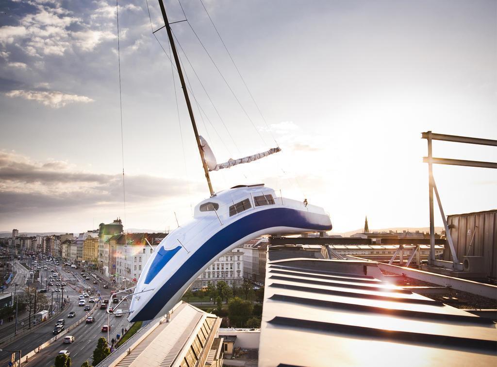 Отель Hotel Daniel Vienna 3*