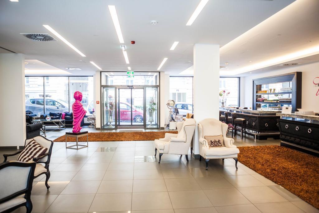 Hotel The Hotel 1060 Vienna 4*