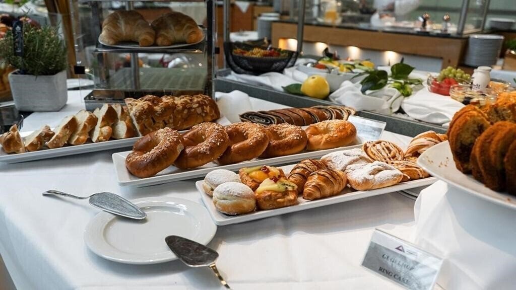 Картинка Austria Trend Eventhotel Pyramide 4*