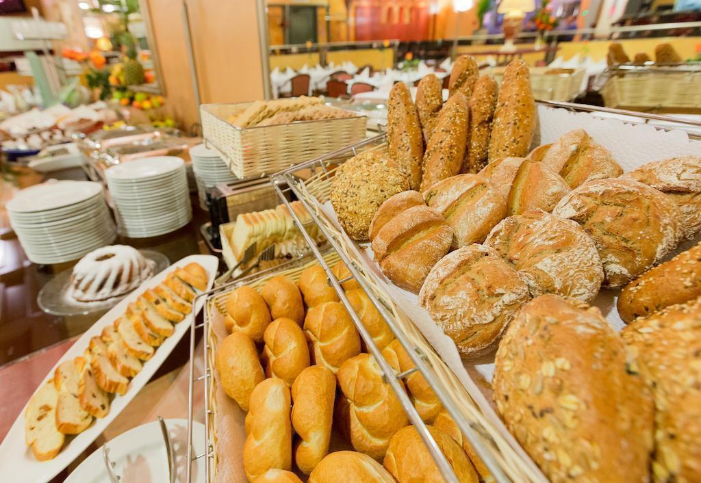 Изображение Vienna Sporthotel 3*