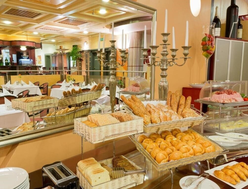 Изображение Vienna Sporthotel 3*