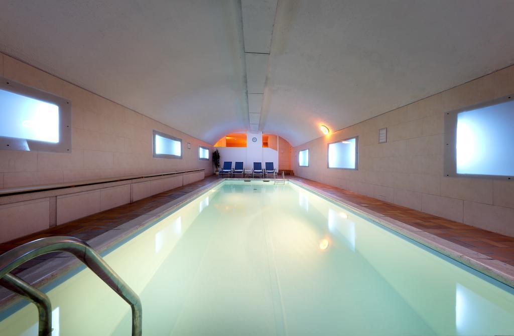 Отель Exe Vienna 3*