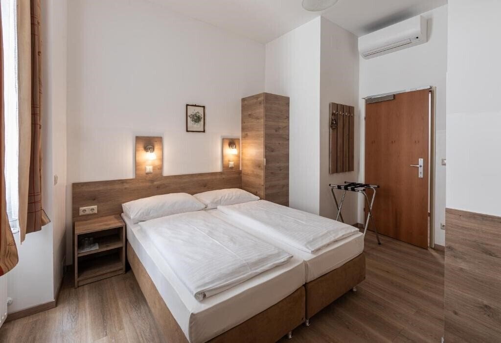 Отель Terminius 1*