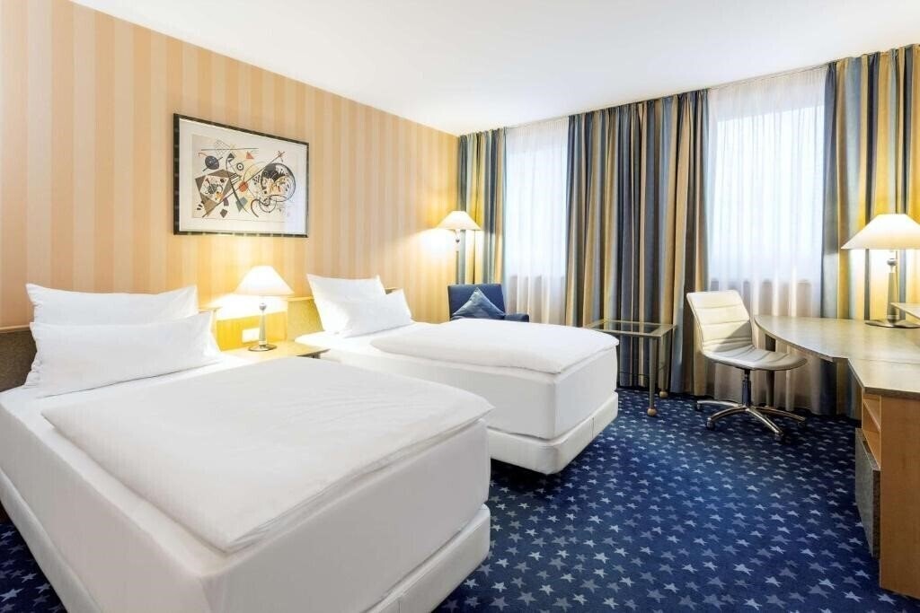 Картинка Nh Danube City 4*
