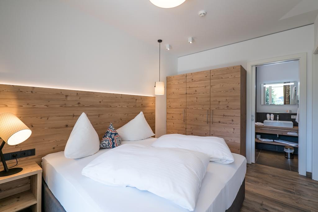 Изображение Adler 4*