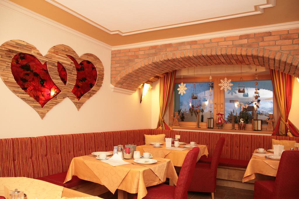 Картинка Eder Michaela 3*