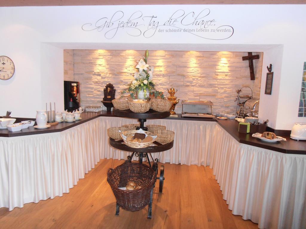 Фотография Pension Edelweiss 3*