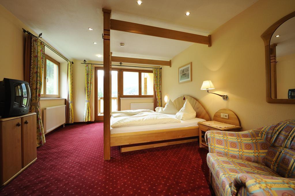 Фото Hotel Sunny Solden 4*