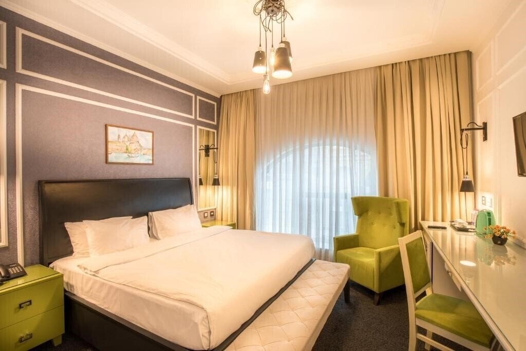 Imaginea Dondar Hotel Baku 4*