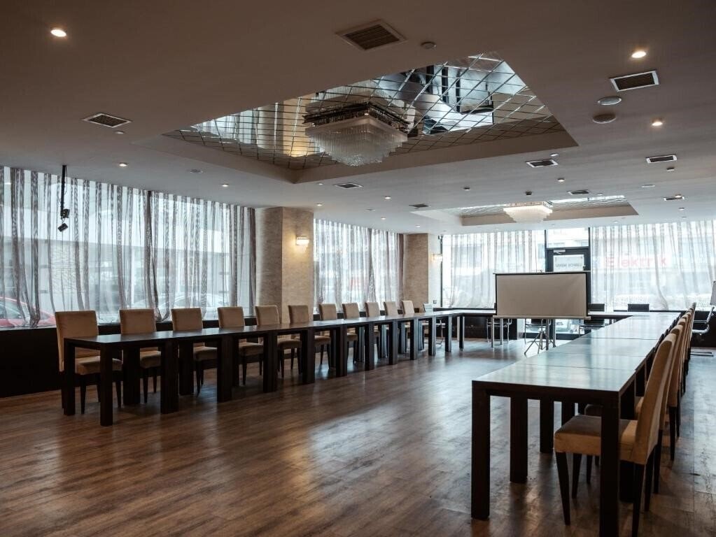 Отель Diamond 4*