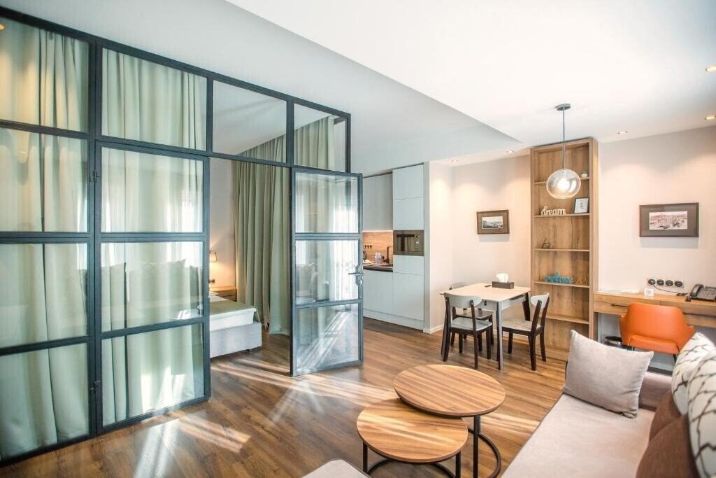 Отель Golden Horn Apart Hotel 3*