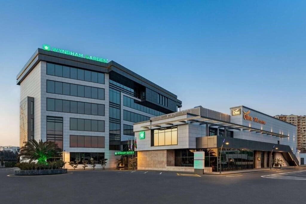 Imaginea Wyndham By Garden 5*