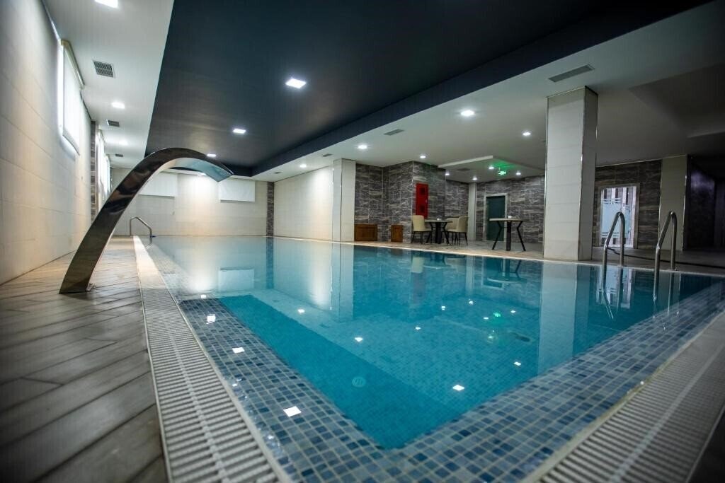 Imaginea Volga Hotel Baku 4*