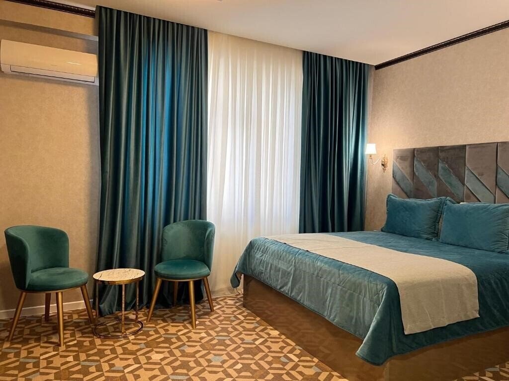 Fotografii Alison Hotel Baku 4*