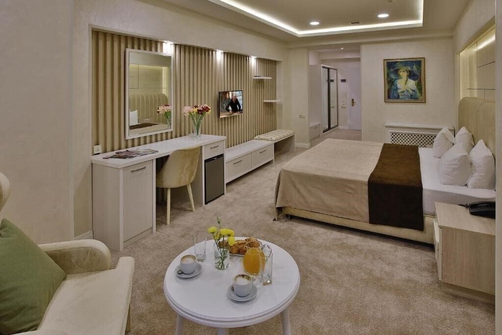 Imaginea Ganjeli Plaza 4*