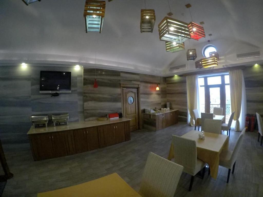 Imaginea Premier Hotel 4*