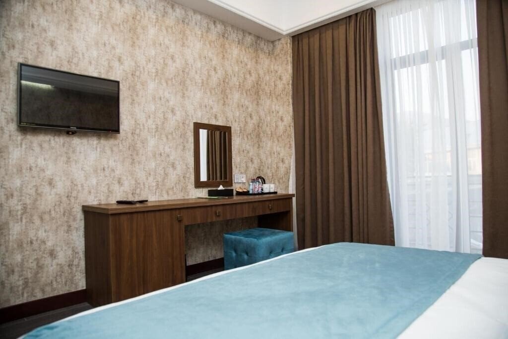 Fotografii Macara Sheki City Hotel 4*